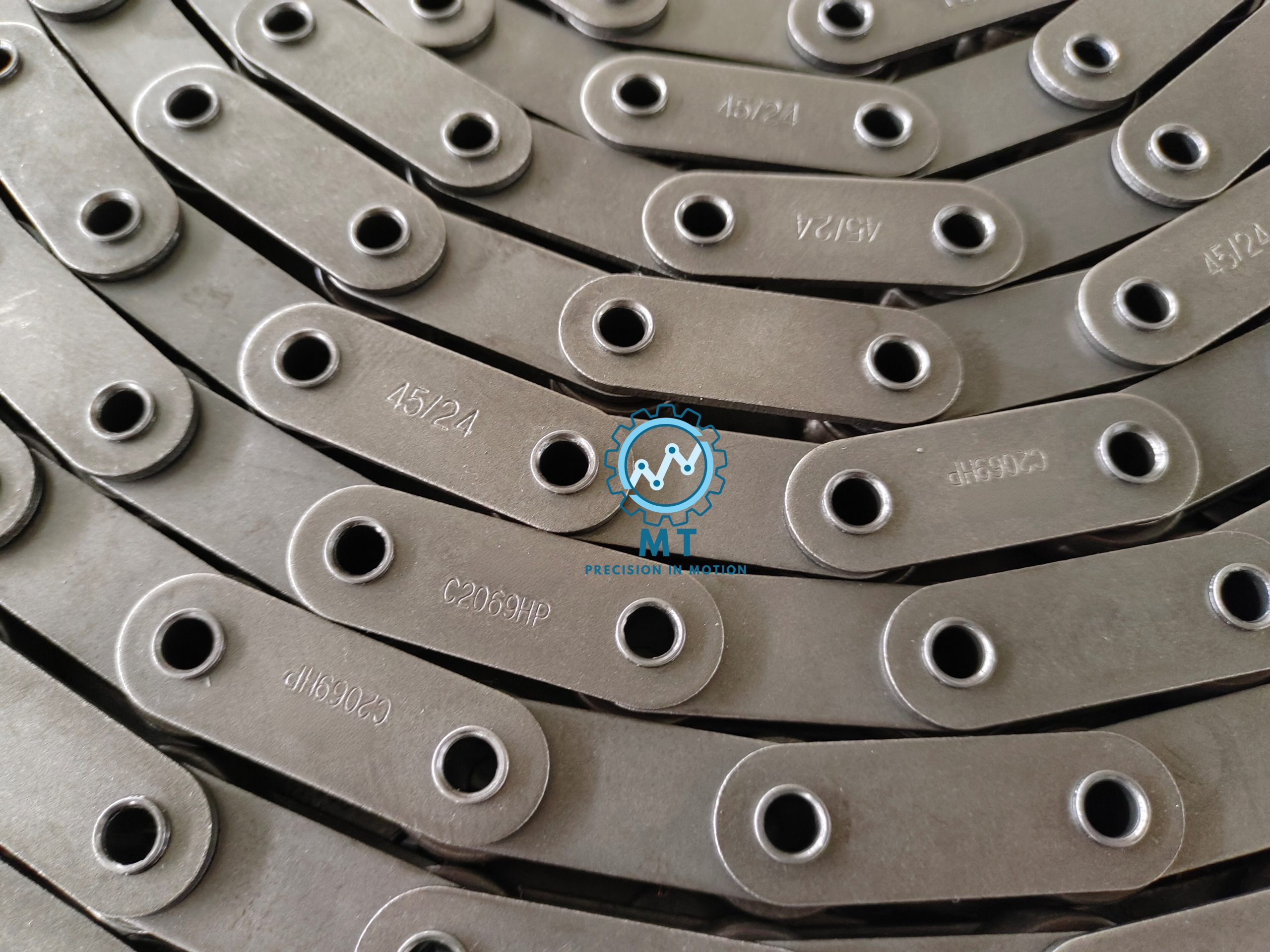 High-quality industrial hollow pin chains for conveyor systems